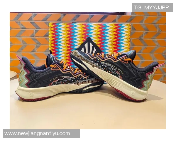 安踏向库里团队寄送球鞋包括欧文签名鞋引发关注